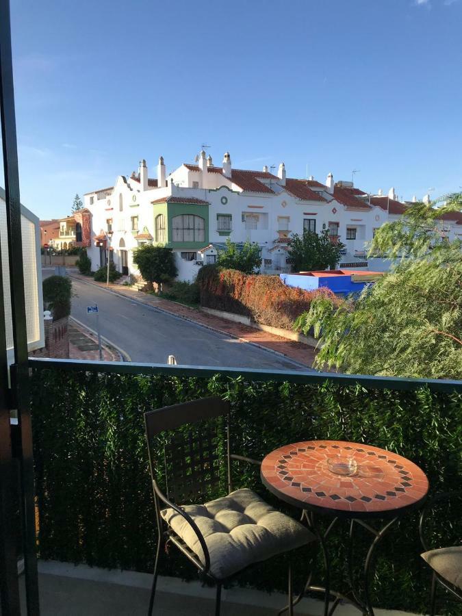 Piso Torre Del Mar Apartment Екстериор снимка